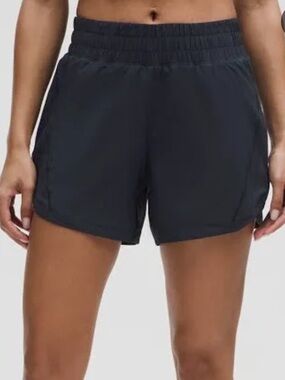 lululemon athletica Track That Mid-Rise shorts 5” in black